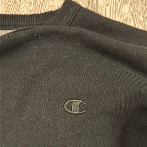 Champion Black and Brown Crewneck Sweatshirts bundle - Picture 5 of 7